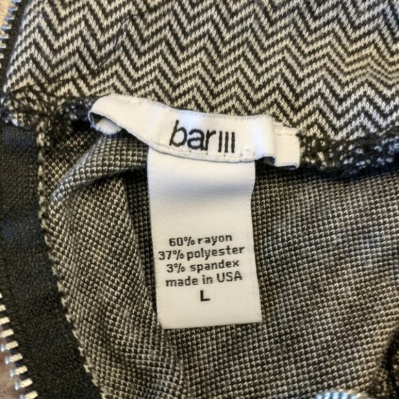 Women's Bar lll Black and White Short Sleeve Chevron Pattern Dress Size Large - Picture 7 of 11